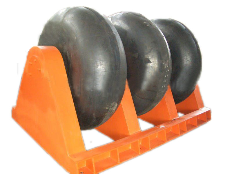 ROLL TYPE RUBBER FENDER